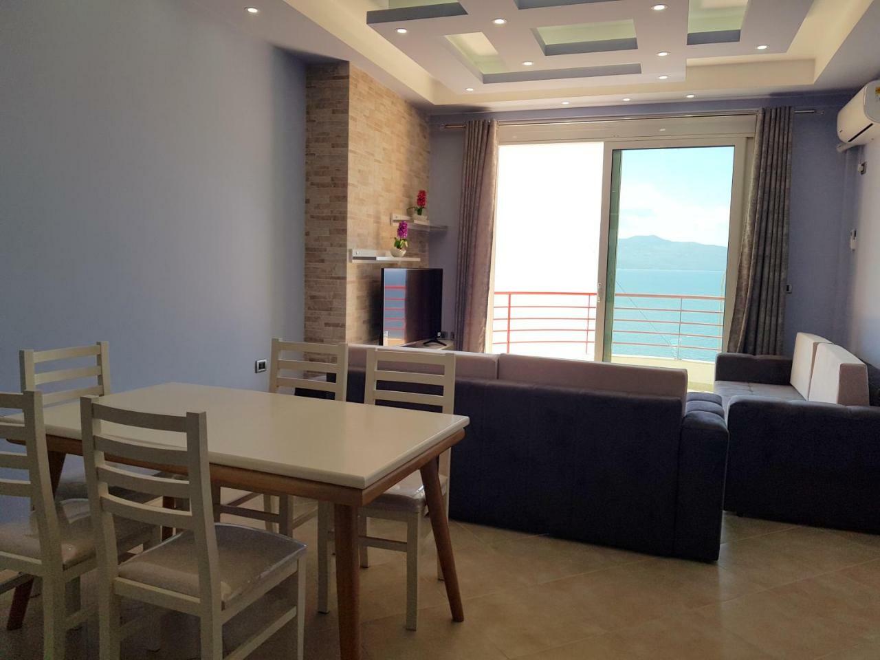Apartment Of Beautiful Dreams Over The Sea Sarandë Esterno foto