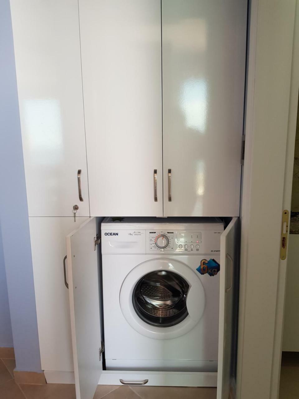 Apartment Of Beautiful Dreams Over The Sea Sarandë Esterno foto